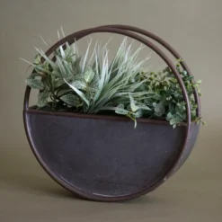 Round Metal Wall Planter - Foreside Home & Garden -Decor Home Life Store GUEST 14e32d7b d6a3 456f b58e 7a3c7c5381ce
