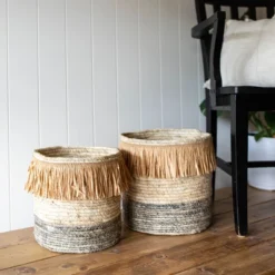 Set Of 2 Natural Woven Natural Corn Husk & Faux Raffia Basket - Foreside Home & Garden 15 Set Of 2 Natural Woven Natural Corn Husk & Faux Raffia Basket - Foreside Home & Garden -Decor Home Life Store GUEST 293127fb ae1e 40aa b1fa 669683b6711d