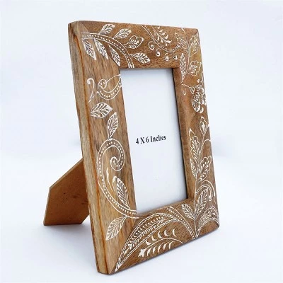 Natural Wood 4 X 6 Inch Floral Pattern Decorative Wood Picture Frame - Foreside Home & Garden 4 Natural Wood 4 X 6 Inch Floral Pattern Decorative Wood Picture Frame - Foreside Home & Garden - Image 2