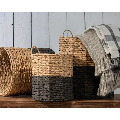 Set Of 3 Natural Water Hyacinth Decorative Storage Baskets With Handles 6 Set Of 3 Natural Water Hyacinth Decorative Storage Baskets With Handles - Image 4