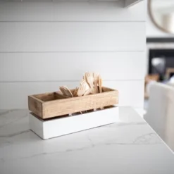 White Wood Caddy - Foreside Home & Garden -Decor Home Life Store GUEST 9f9411b5 9b12 4a7e 9781 b55e182f1e61