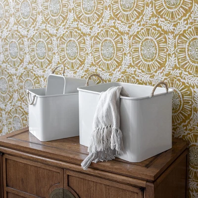 Set Of 3 Baskets White Metal & Reed By Foreside Home & Garden 3 Set Of 3 Baskets White Metal & Reed By Foreside Home & Garden