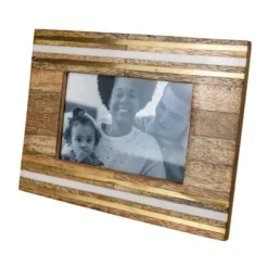 Gold Metal & White Resin Strip 4X6 Photo Frame - Foreside Home & Garden -Decor Home Life Store GUEST a7ea89c4 3b85 423e b5c4 e482b32d7048