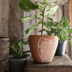 Owl Multi Terracotta Planter - Foreside Home & Garden -Decor Home Life Store GUEST decd6f73 180d 4932 8084 a6515daa49e9