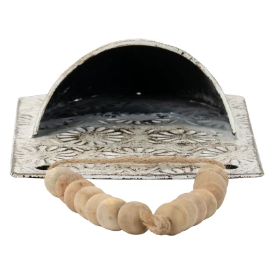 Rustic Antique White Metal Hanging Wall Storage Pocket - Foreside Home & Garden 5 Rustic Antique White Metal Hanging Wall Storage Pocket - Foreside Home & Garden - Image 3