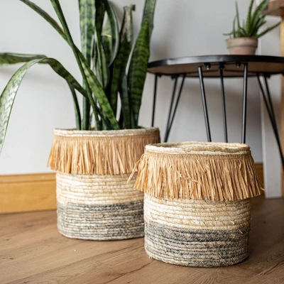 Set Of 2 Natural Woven Natural Corn Husk & Faux Raffia Basket - Foreside Home & Garden 9 Set Of 2 Natural Woven Natural Corn Husk & Faux Raffia Basket - Foreside Home & Garden - Image 7